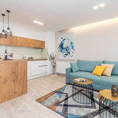 Monte Paradiso Deluxe Apartment Pula Bagian luar foto