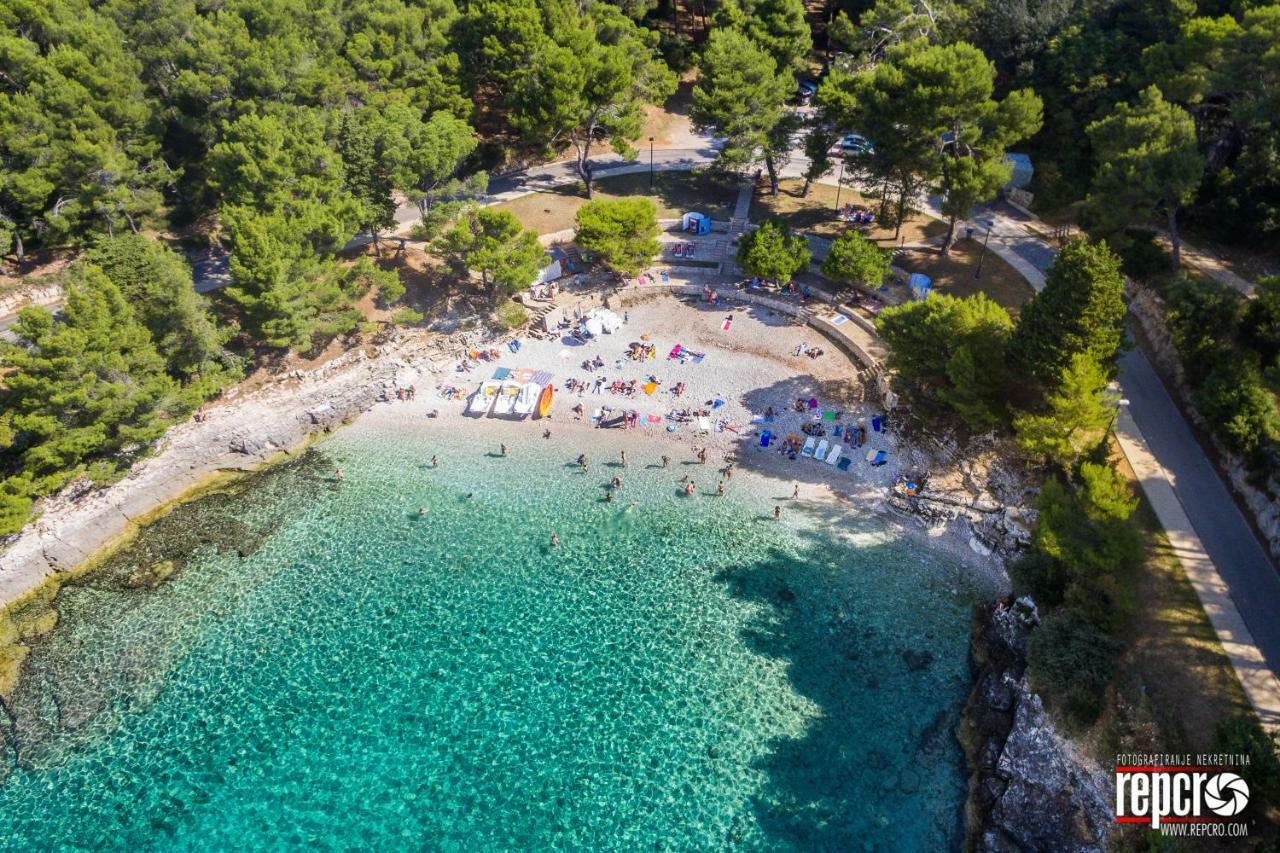Monte Paradiso Deluxe Apartment Pula Bagian luar foto